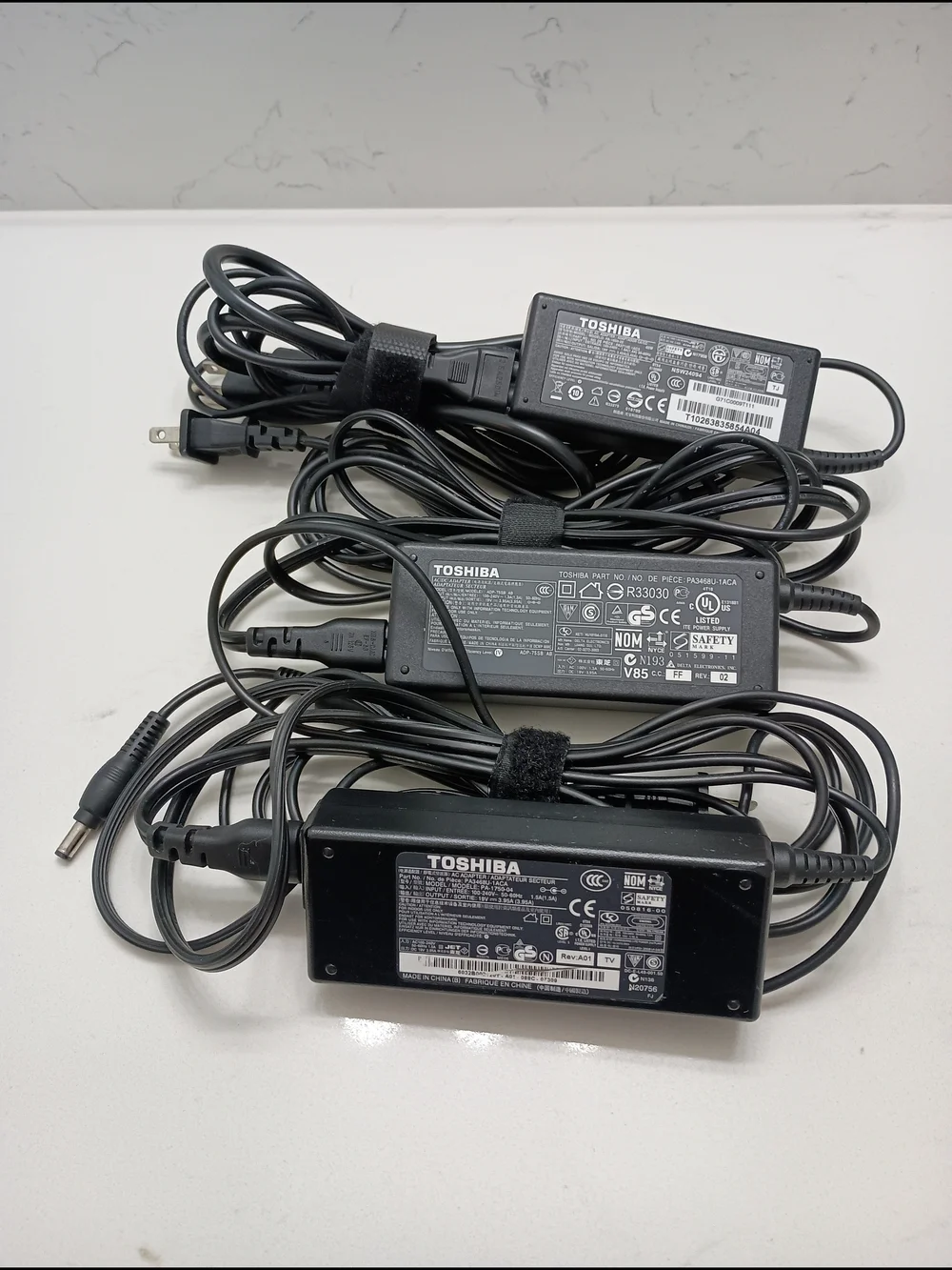 Lot Of 3 Genuine Toshiba Power Adapter Chargers/Battery? ** AS IS ** UNTESTED **